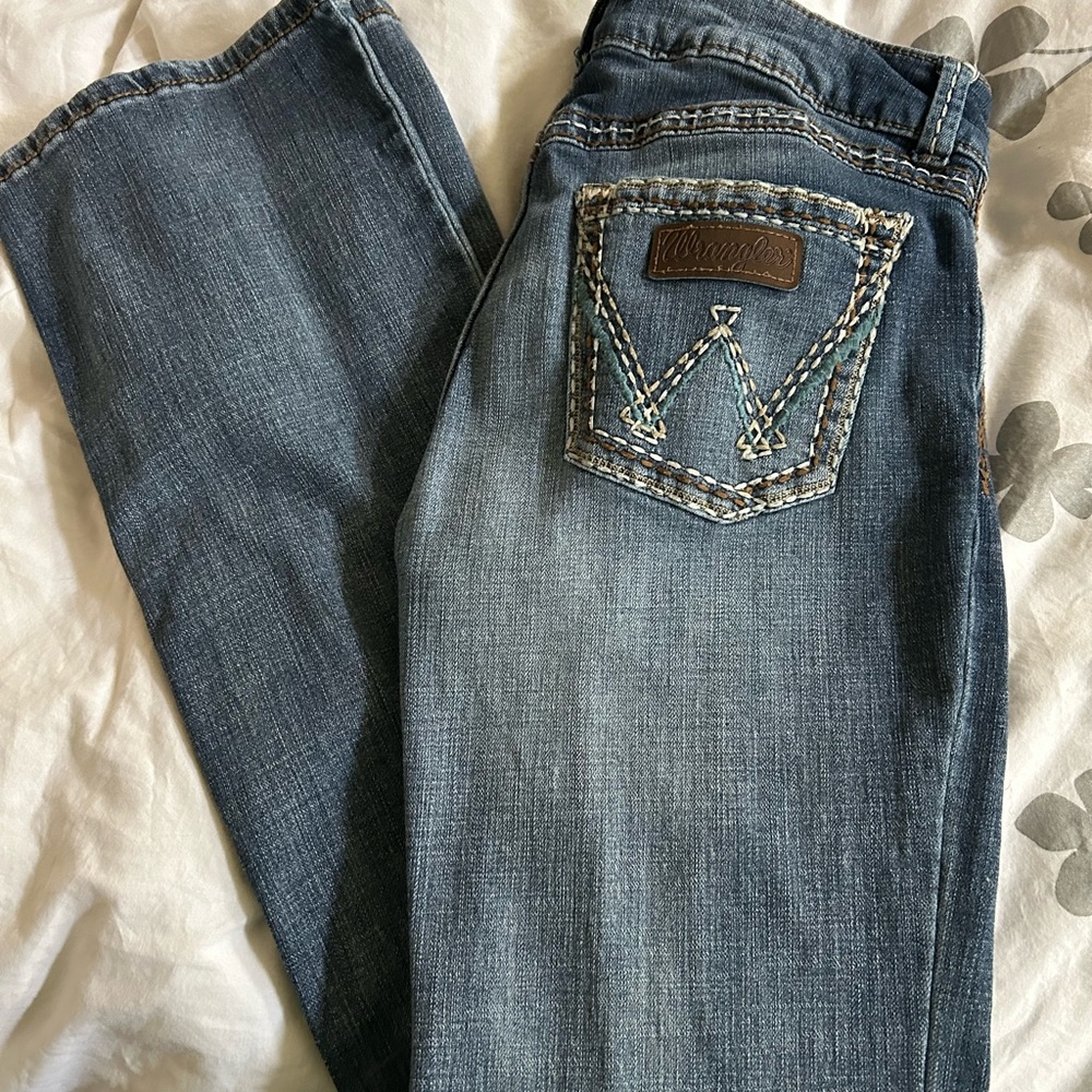 Wrangler Women's Classic Blue Boot Cut Jeans